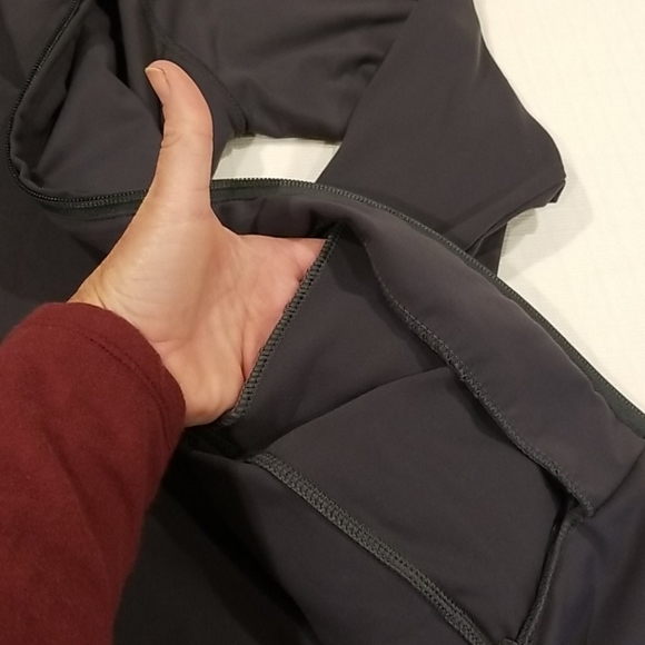 R+F Rodan+Fields Activewear Jacket - XS - Picture 8 of 11